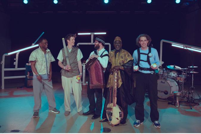 Nieuwe Noten Amsterdam: Sounds Like Juggling INVITES