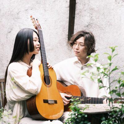 Japanese folk guitar duo with vocals, by Yurina Hamano & Hirosato Ito
