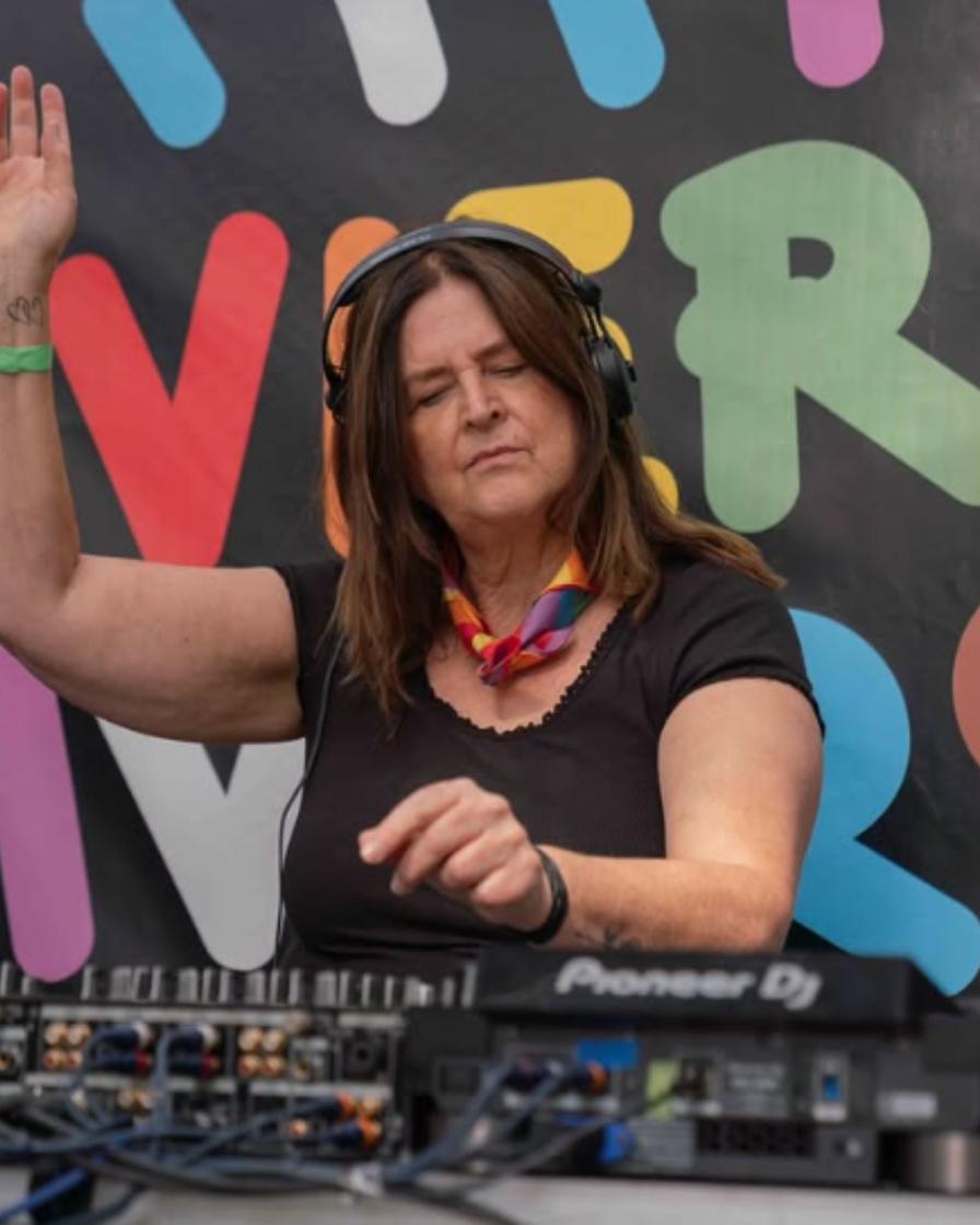 Live at The 5th: DJ Saskia Laval