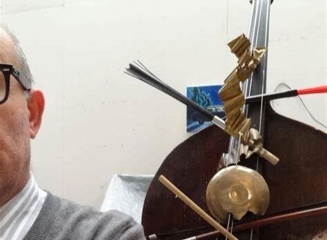 Improvisaties op sax, klarinet, piano, contrabas, kraakdoos en andere objecten